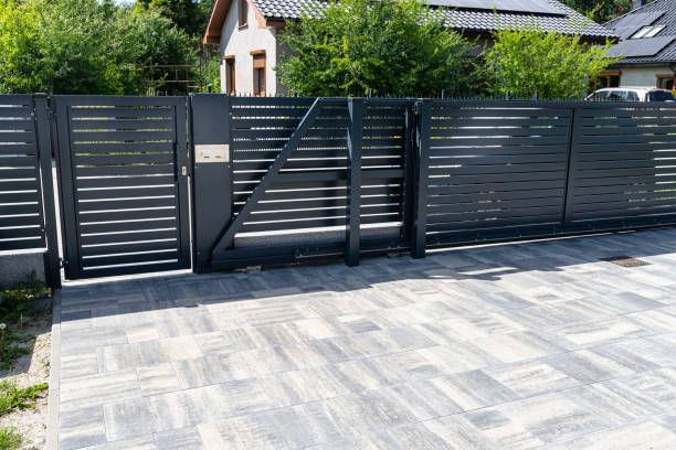 Best Local Driveway Pavers  in Alorton, IL